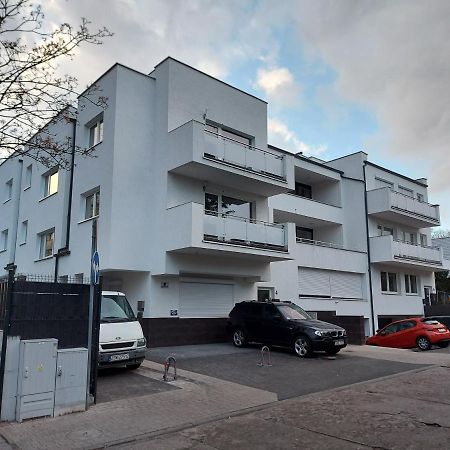 Nowy Apartament Z Balkonem Lägenhet Świnoujście Exteriör bild